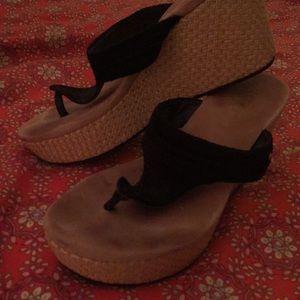 Sandals- Authentic Uggs